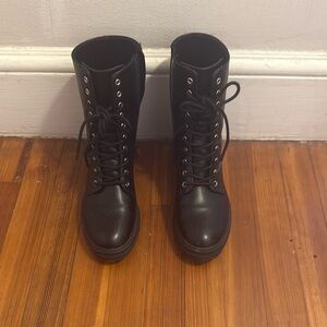 The Gap- Black Lace-Up Combat Boots